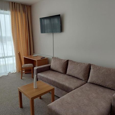 Hotel Angelas Utena Buitenkant foto