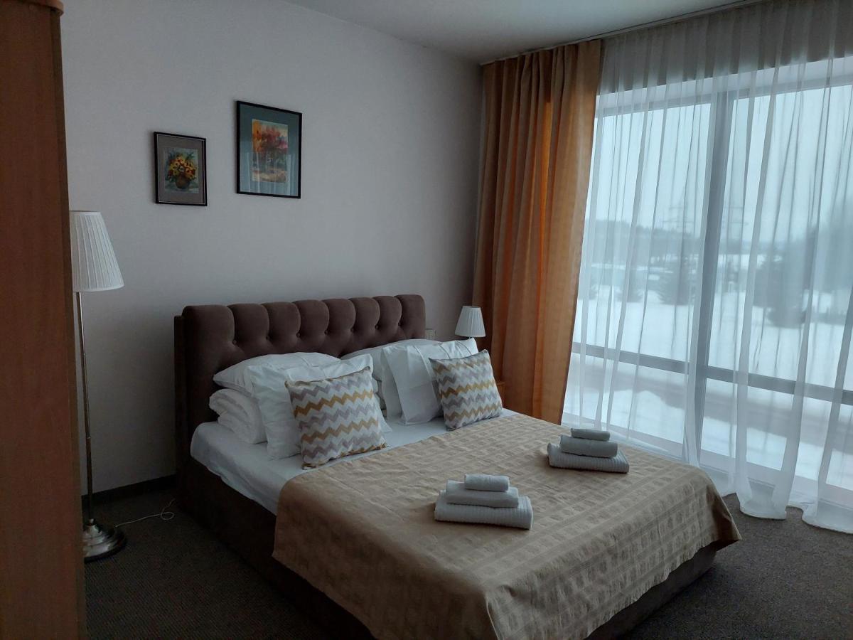 Hotel Angelas Utena Buitenkant foto