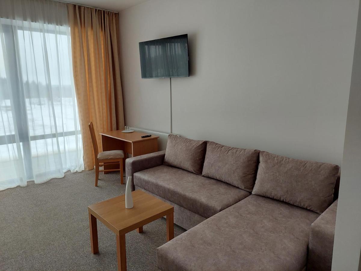 Hotel Angelas Utena Buitenkant foto