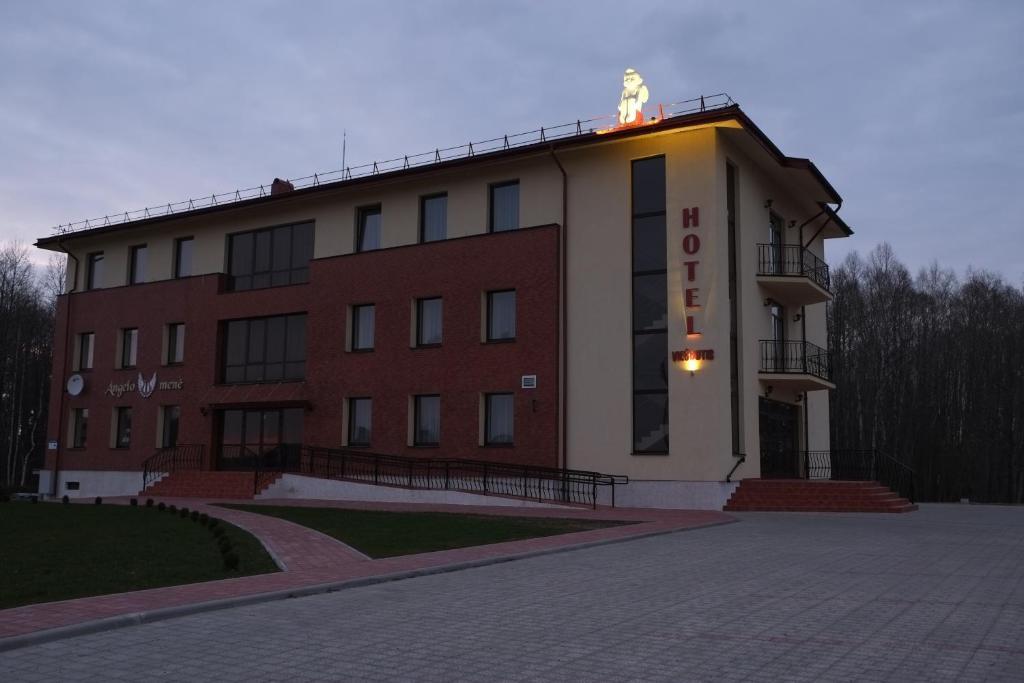 Hotel Angelas Utena Buitenkant foto